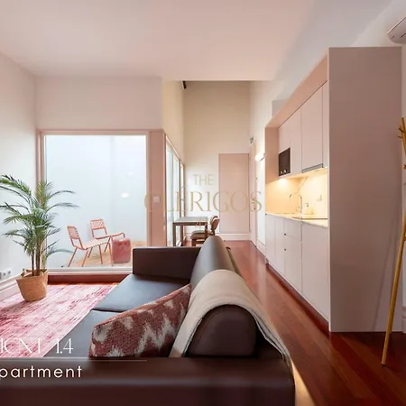 The Clerigos 46 פורטו