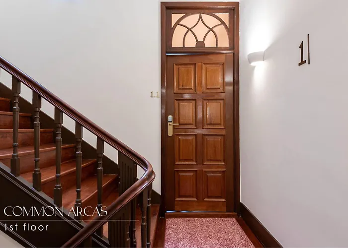 The Clerigos 46 Apartman *